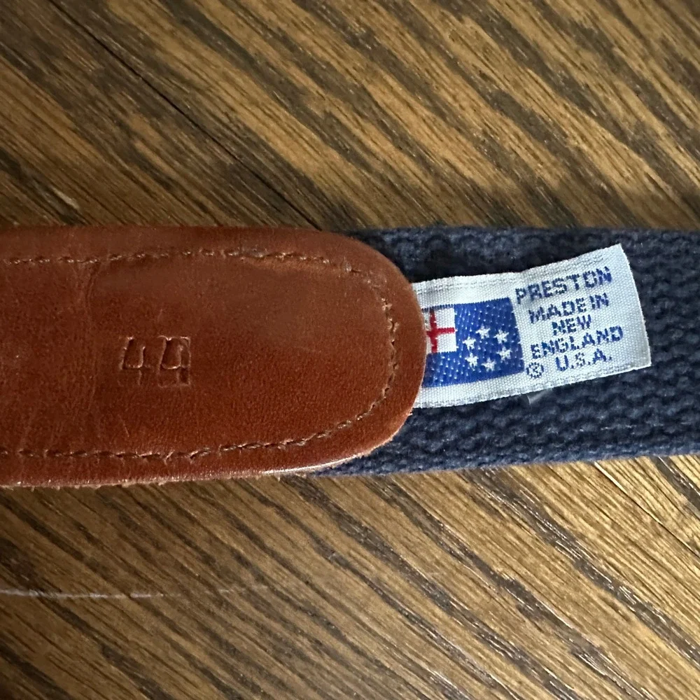 Preston Sailboat Ribbon Belt Mens 44 Navy Blue Preppy Coastal Nautical Leather